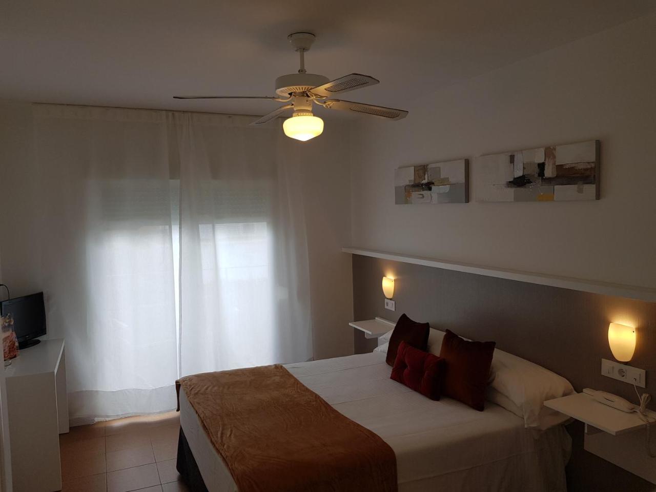 Готель Campomar Playa Ель-Пуерто-де-Санта-Марія Екстер'єр фото